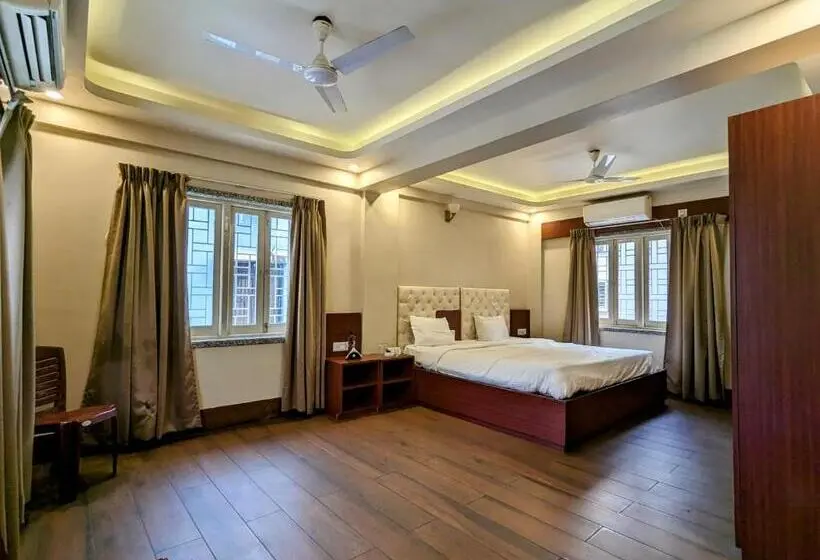 Suite Lit King, The Aster Enclave