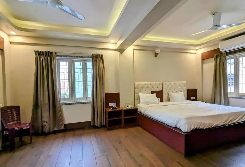 Suite Lit King, The Aster Enclave
