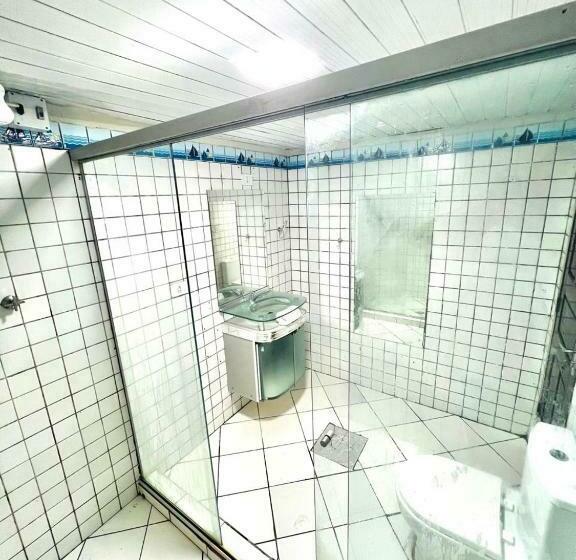 スタンダード4人部屋, Noronha Pousada Mar