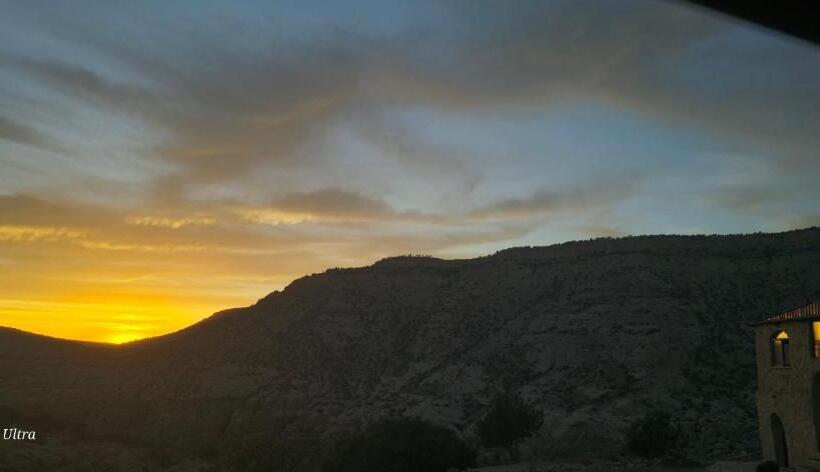 اتاق استاندارد, Dana Historic Village