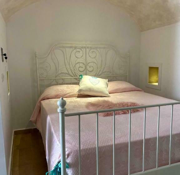 اتاق استاندارد, La Suite Del Marchese