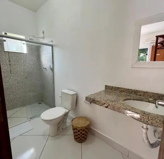 سوئیت با بالکن, D Ajuda Inn