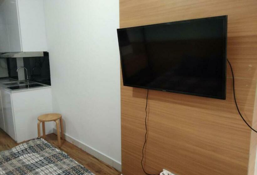 스탠다드 스튜디오, Aurora Rooms @ Apartemen Patraland Urbano