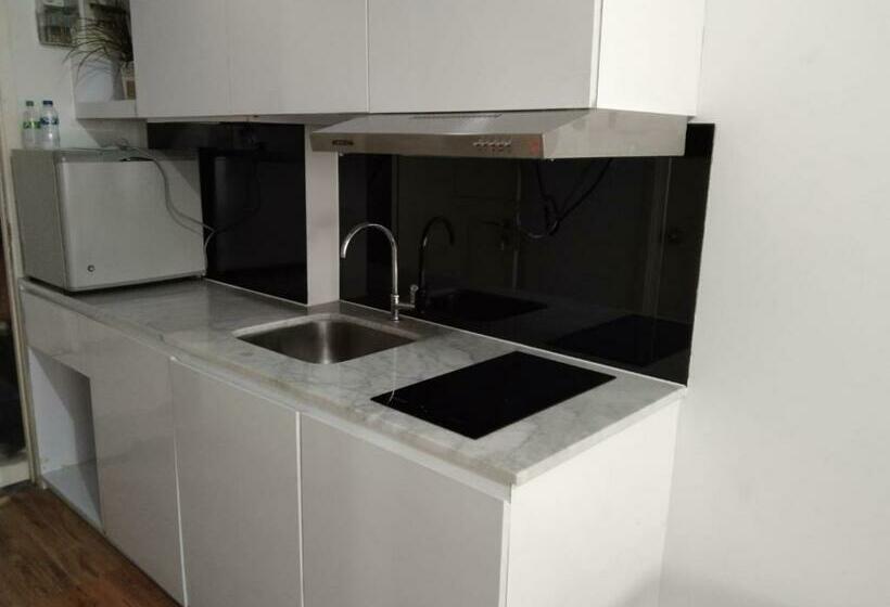 スタンダードスタジオ, Aurora Rooms @ Apartemen Patraland Urbano