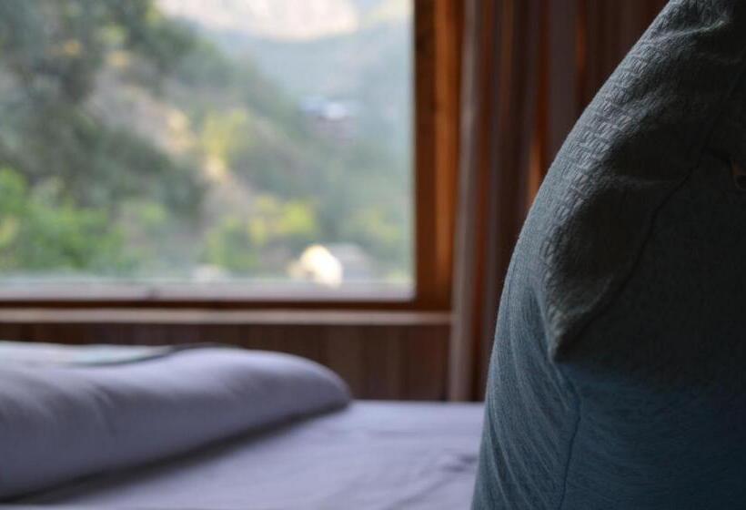 シャレー・スペリアー1寝室, Tirthan Valley House Of Sharon