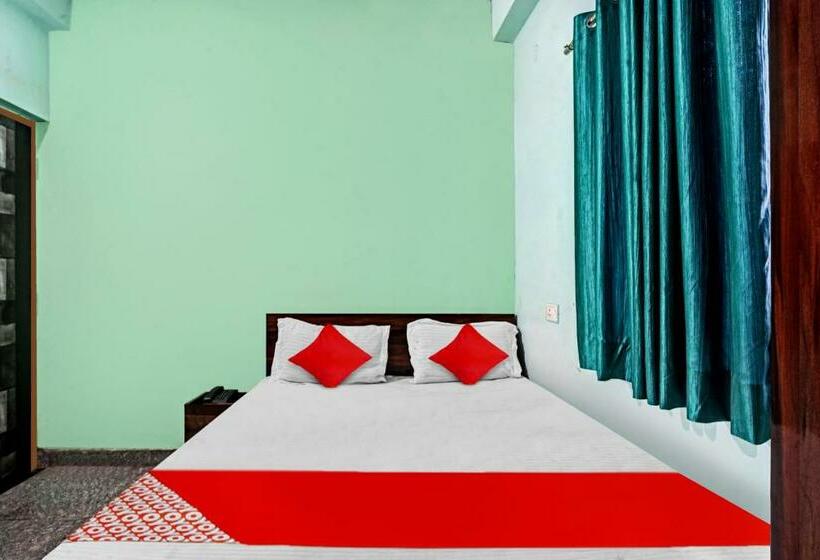 اتاق کلاسیک سه تخته, Oyo Flagship 81304  Np Prince Inn