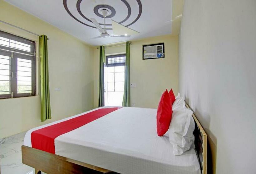 トリプルクラシックルーム, Oyo Flagship 81378 Dadri Stays