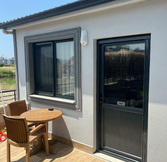 ガーデンビューのスタンダードバンガロー, Reynabe Boutique