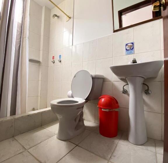 패밀리 룸, Hostal La Terraza