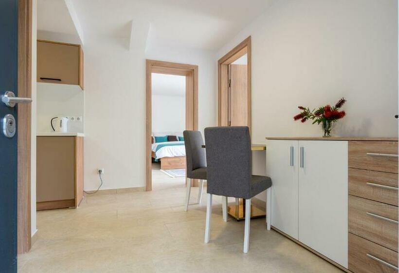 آپارتمان 1 خوابه با چشمانداز دریا, Villa Emina Sa Privatnom Plažom I Parkingom