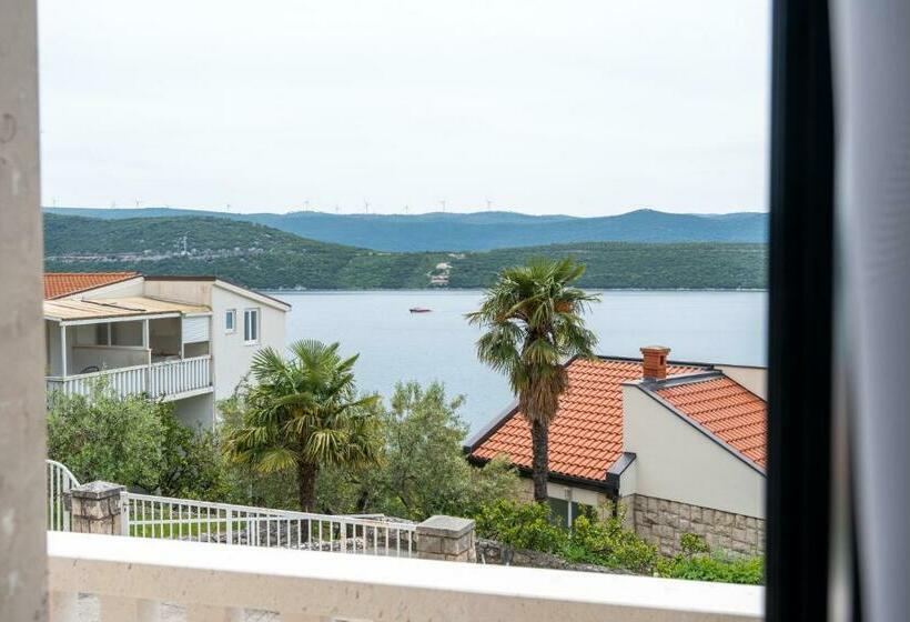 آپارتمان 1 خوابه با چشمانداز دریا, Villa Emina Sa Privatnom Plažom I Parkingom