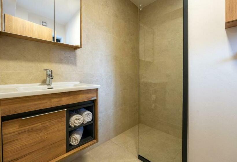 استودیوی استاندارد, Villa Emina Sa Privatnom Plažom I Parkingom