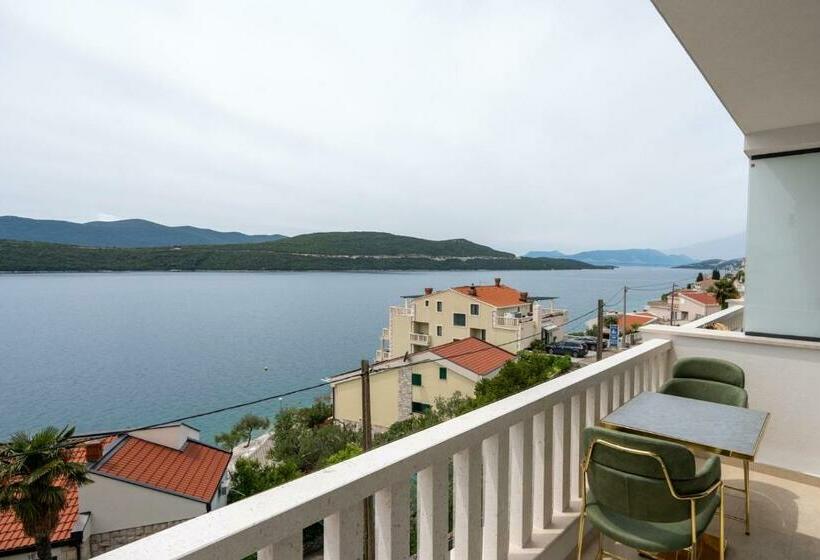 آپارتمان 1 خوابه با چشمانداز دریا, Villa Emina Sa Privatnom Plažom I Parkingom