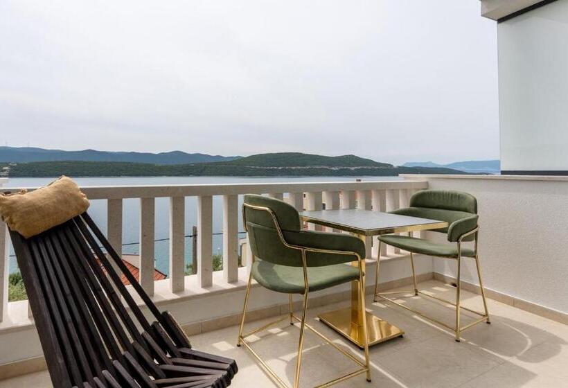 استودیو استاندارد با بالکن, Villa Emina Sa Privatnom Plažom I Parkingom