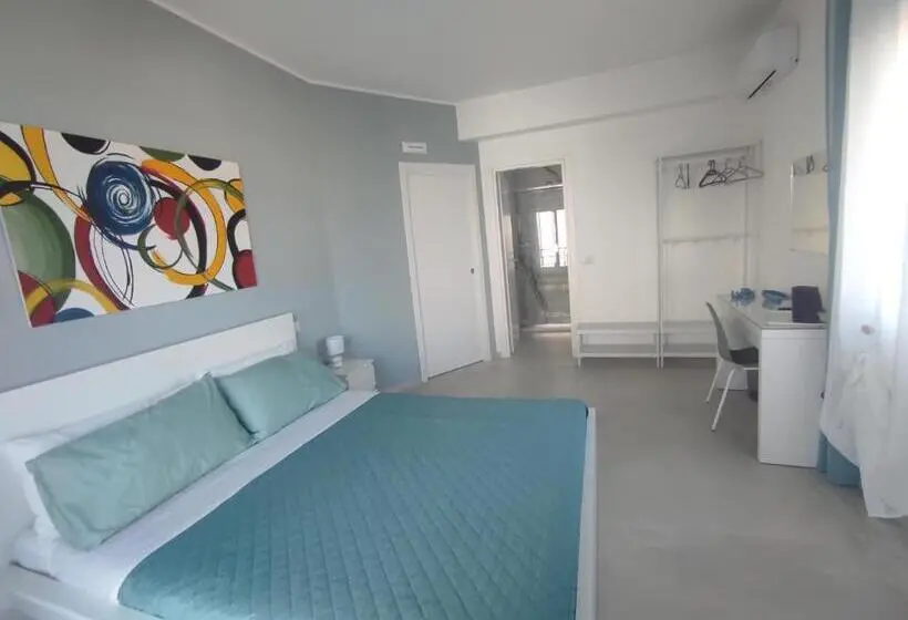 اتاق استاندارد با چشم‌انداز دریا, B&b La Finestra Sul Mare