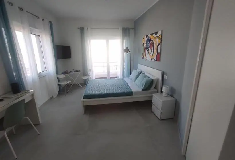 اتاق استاندارد با چشم‌انداز دریا, B&b La Finestra Sul Mare