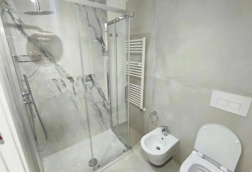اتاق استاندارد با تخت بزرگ, B&b La Finestra Sul Mare