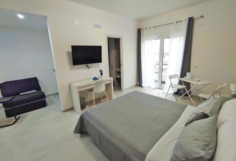 带大床的标准间, B&b La Finestra Sul Mare