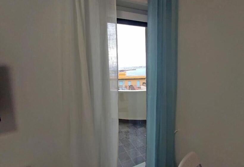 豪华海景房, B&b La Finestra Sul Mare