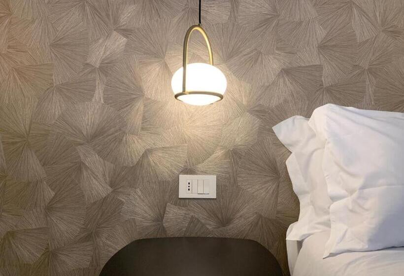 اتاق لوکس با بالکن, Il Sogno Di Mimì