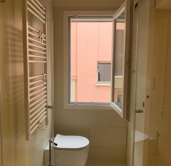 اتاق لوکس با بالکن, Il Sogno Di Mimì