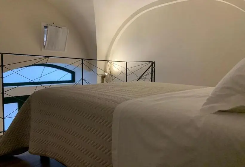 スーペリアールーム, Il Sogno Di Mimì