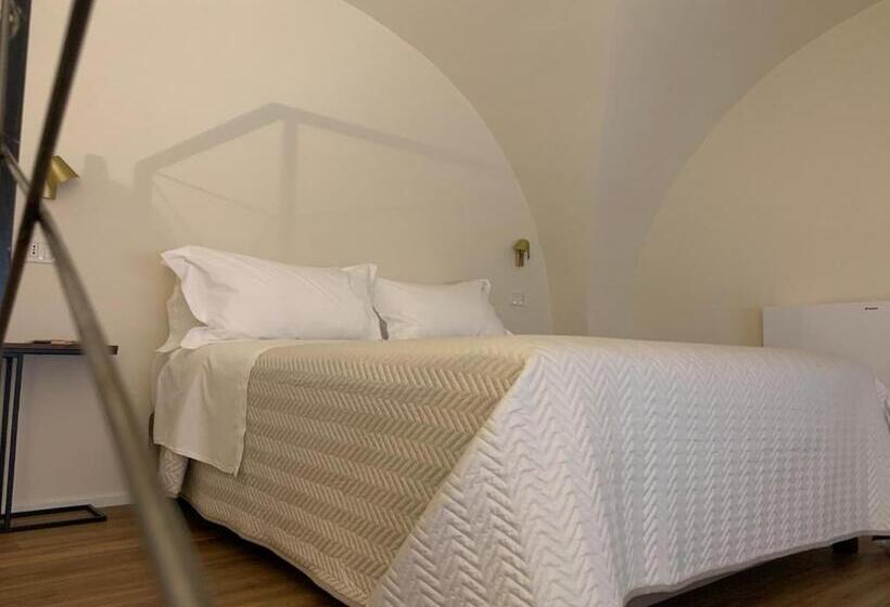 اتاق سوپریور, Il Sogno Di Mimì