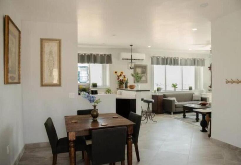 جناح جونيور ديلوكس, Capitan Boutique Resort