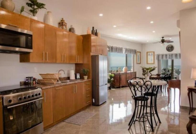 جناح سرير كينج, Capitan Boutique Resort