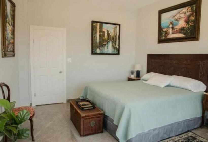 جناح سرير كينج, Capitan Boutique Resort