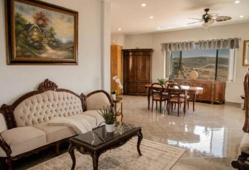 جناح سرير كينج, Capitan Boutique Resort