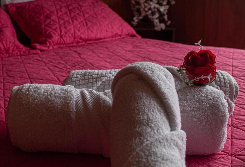 غرفة قياسية رباعية, Gran Luna