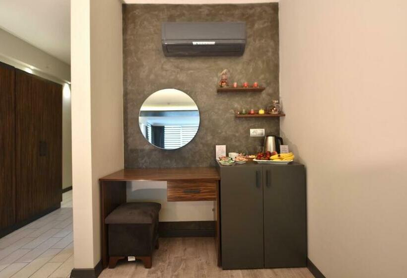 חדר סופריור לשלושה, Sunflower Otel