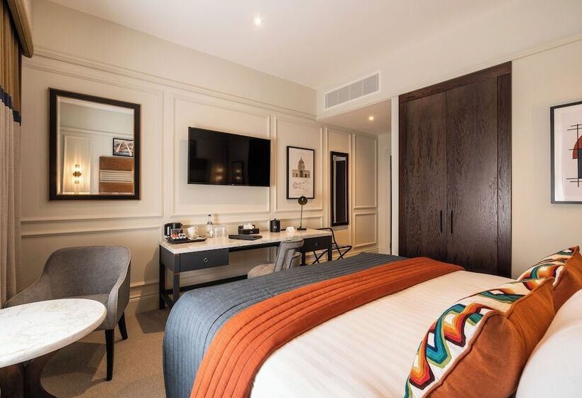 디럭스 룸, The Ebrington