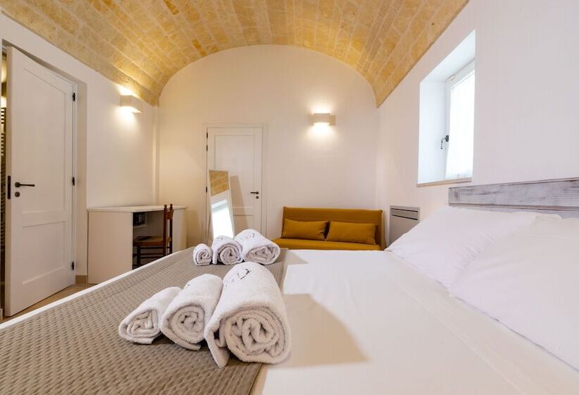 اتاق خانوادگی, Masseria Abadia Uno