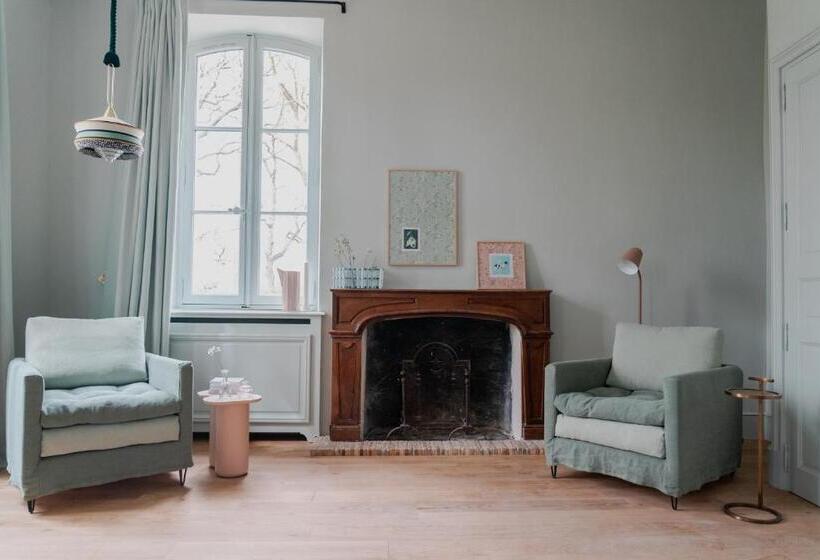 ジュニアスイート, Domaine De Chalamon