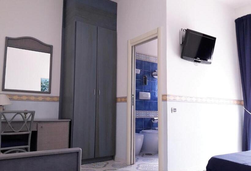 غرفة قياسية رباعية, Stella Maris