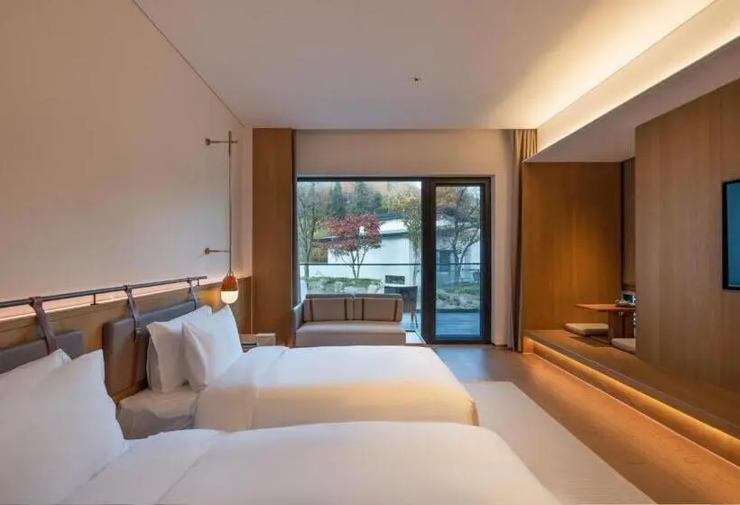 デラックスルーム, Wishgarden Resort