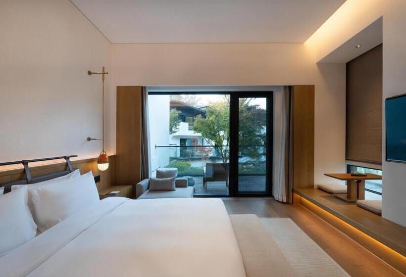 Стандартный Номер Кровать Кинг, Wishgarden Resort