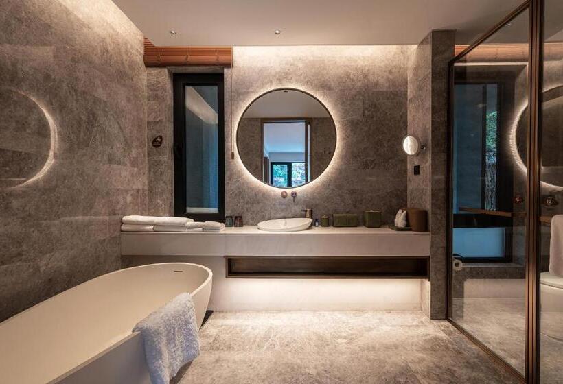 Номер Superior Кровать Кинг, Wishgarden Resort