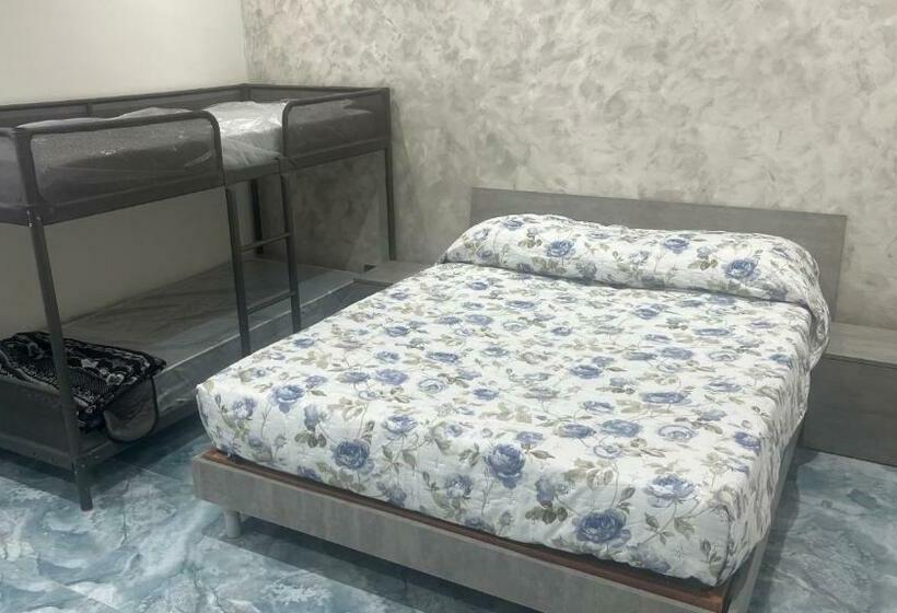 四人豪华间, Russo Brother S B&b