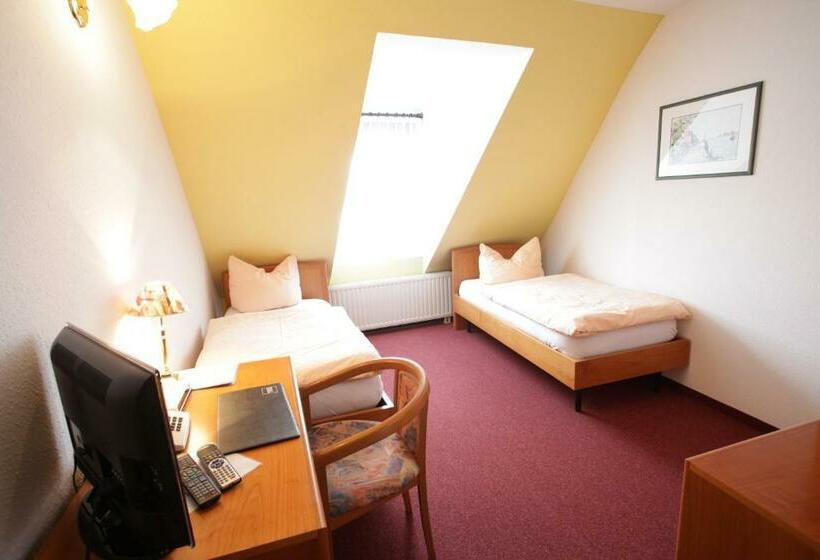 Номер Стандарт, Eiscafe Pizzeria Hotel Rialto