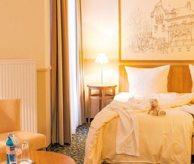 스탠다드 룸, Andreas