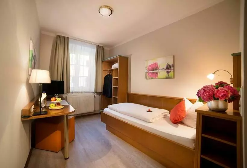 اتاق استاندارد یک نفره, Boardinghouse Pfarrkirchen