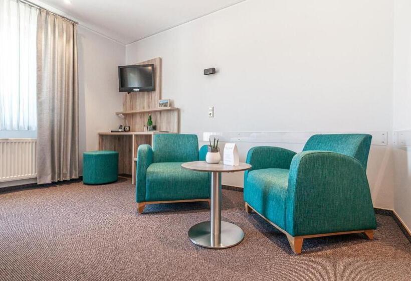 Номер Стандарт Трехместный, Die Post Meerfeld