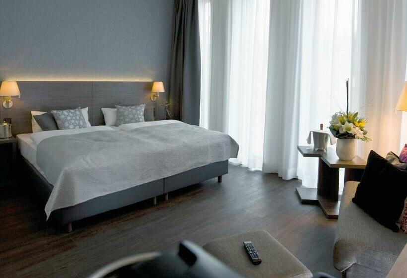 Трехместный Номер Премиум, Eislinger Tor