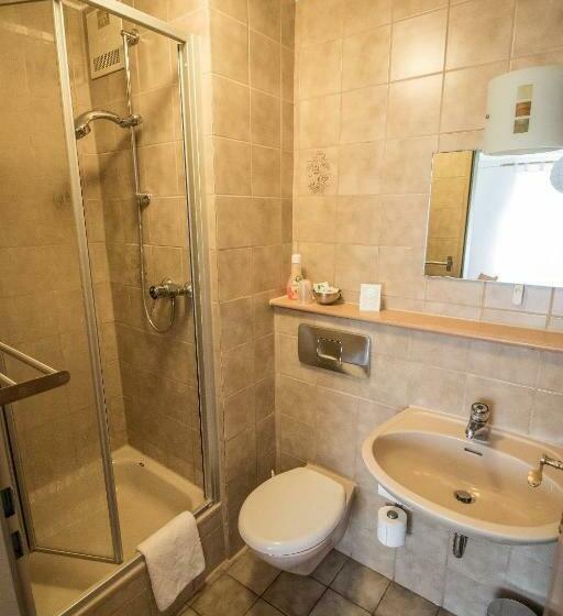 스탠다드 룸, Garni Krone