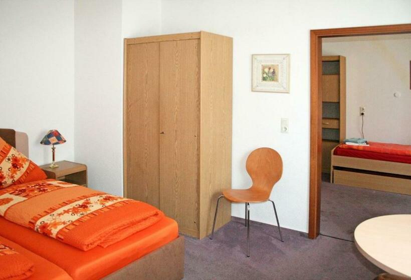 ファミリールーム, Gasthaus Linde