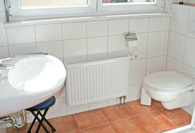 スタンダードトリプルルーム, Gasthaus Linde