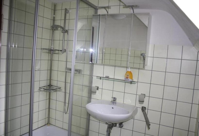 Apartamento 2 Quartos, Gasthaus Sonne